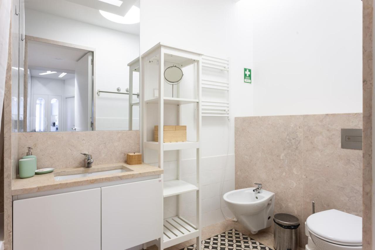 Flh Chiado Amazing Flat Lägenhet Lisboa Exteriör bild